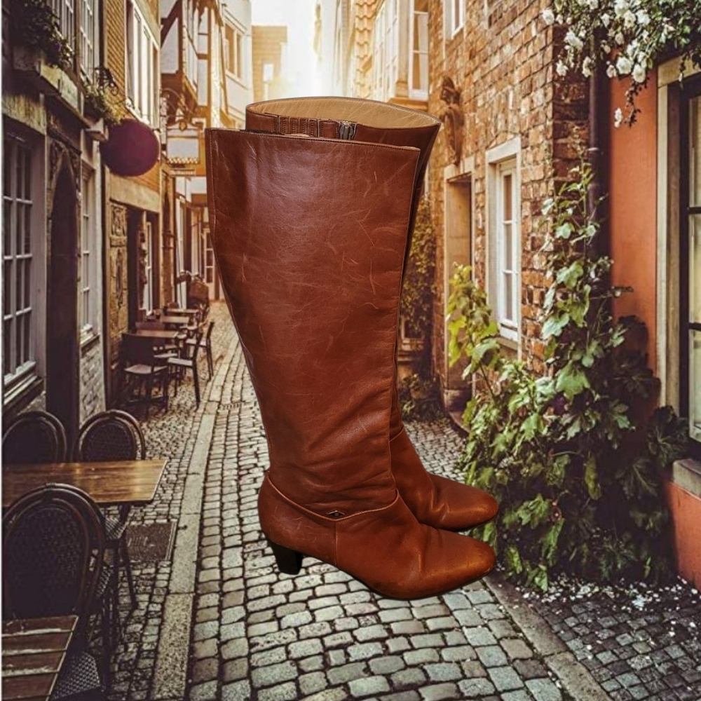 Elegant Italian Leather Knee-High Boots